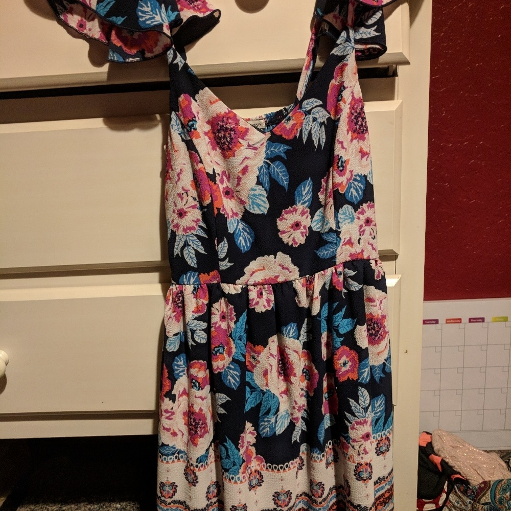 Beautiful dress new !